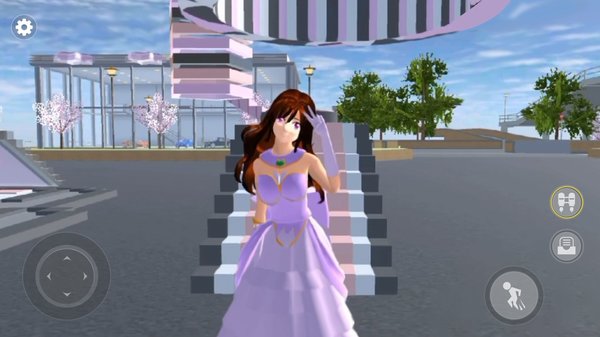 ӣ��У԰������