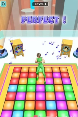 Heels Race 3D(�߸��ռ�������)